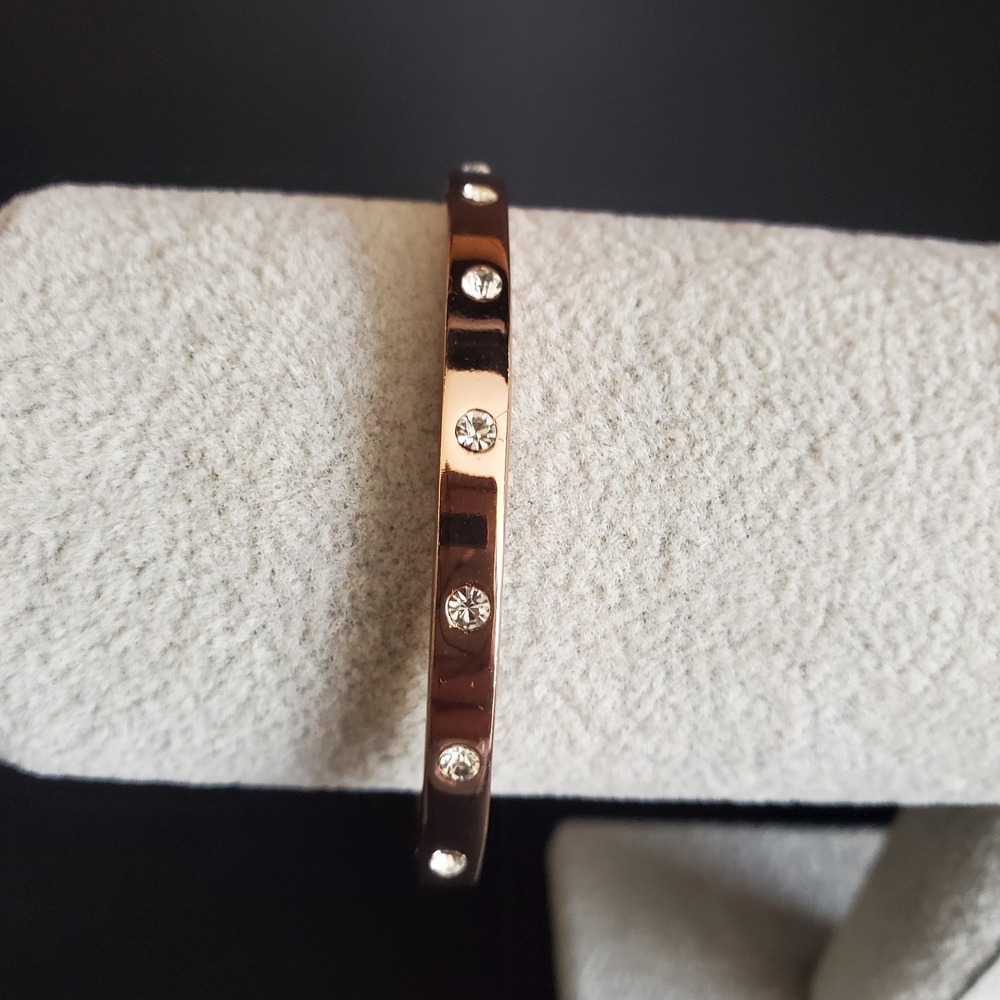 Kate Spade Set In Stone Hinged Bangle Rose Gold Plate with Clear Crystals Signed - Picture 7 of 9